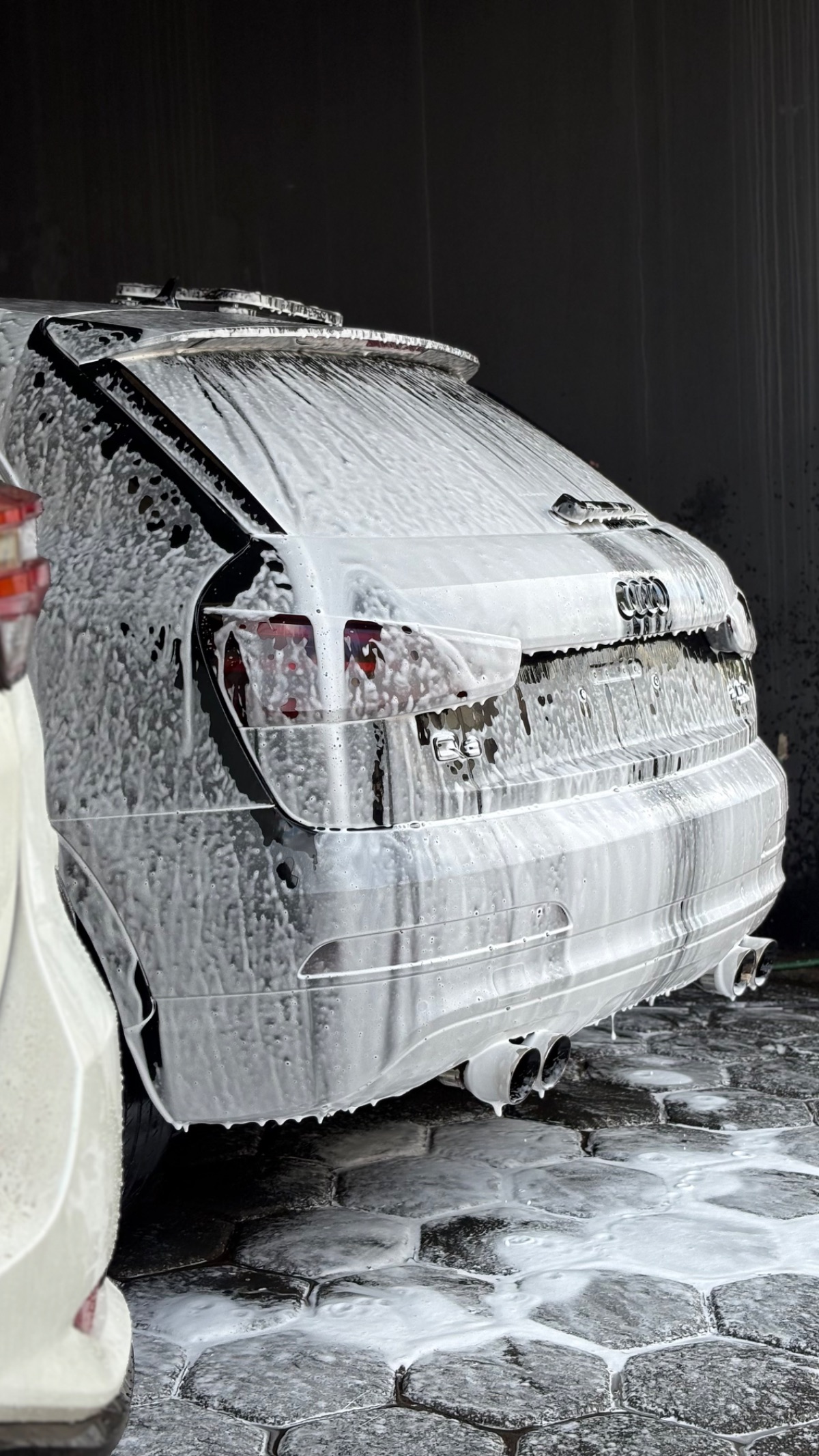 Astro Studio Car — imagem 6