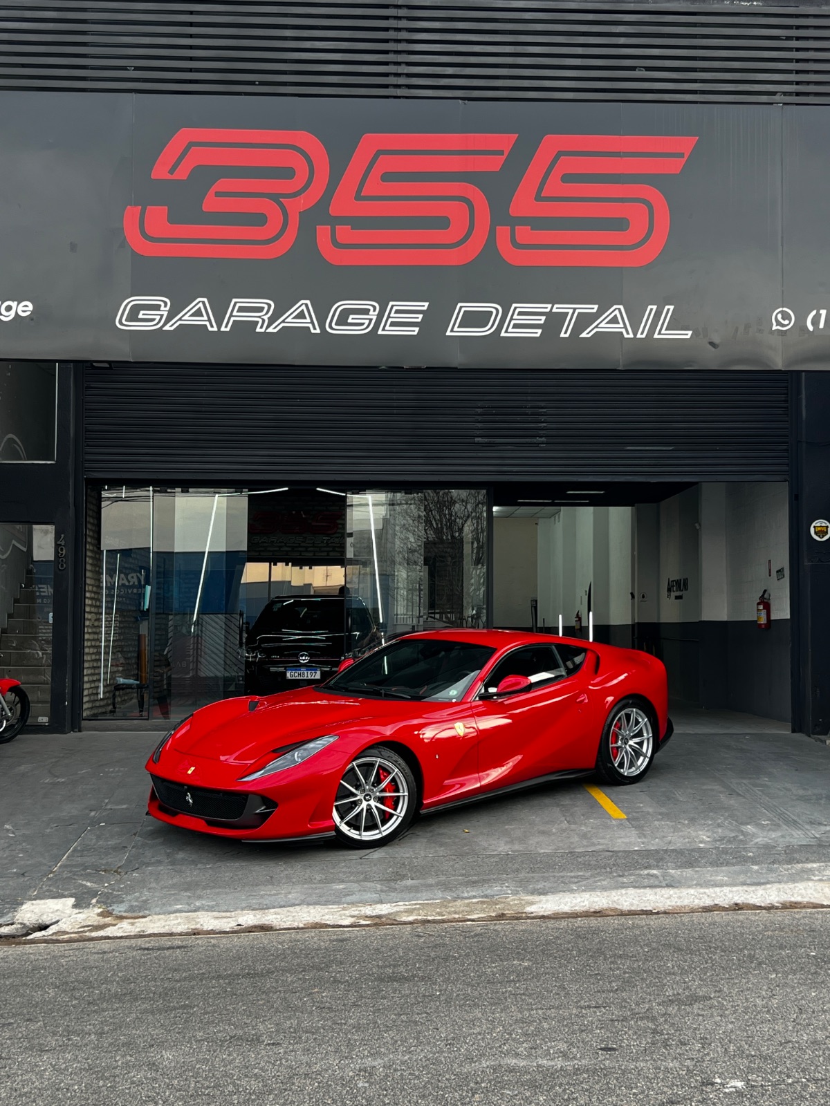 355 Garage Detail — imagem 3