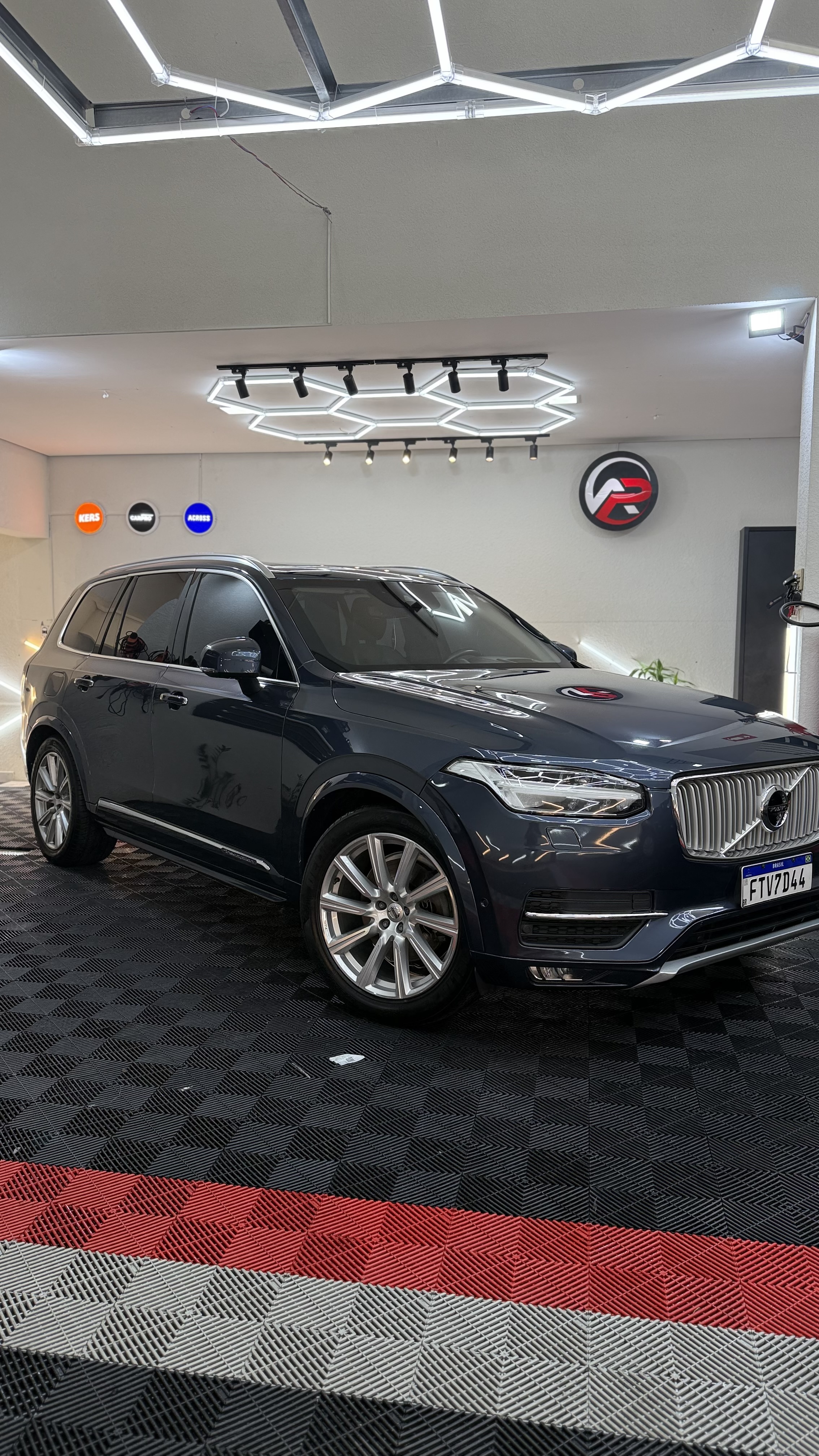 Alto padrão Studio automotivo — imagem 4